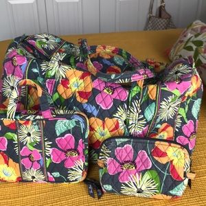 SOLD! Beautiful Vera Bradley floral travel bag set